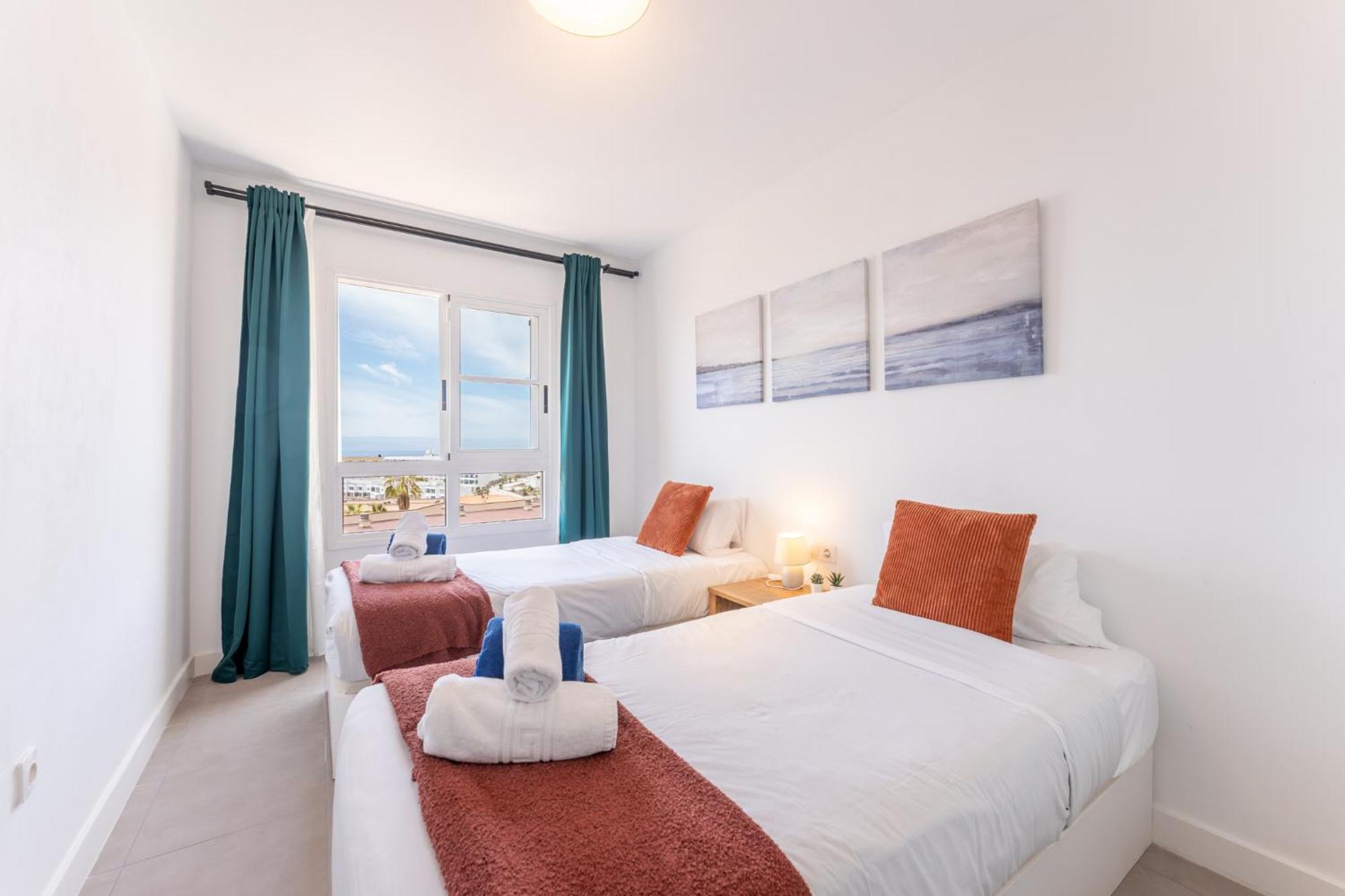 Callao Sunset Apartment, Sea View And Pool カジャオ・サルバヘ エクステリア 写真