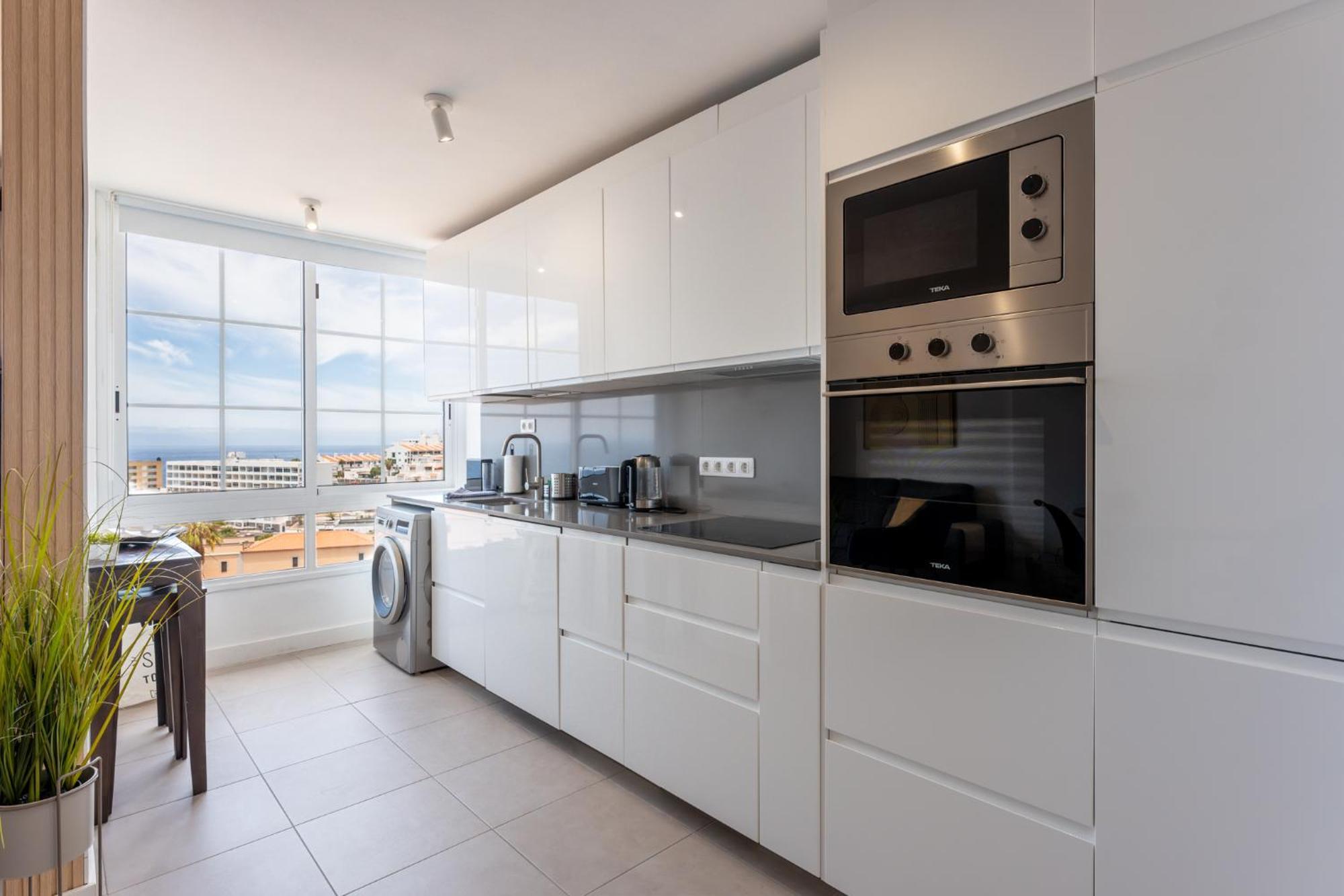 Callao Sunset Apartment, Sea View And Pool カジャオ・サルバヘ エクステリア 写真
