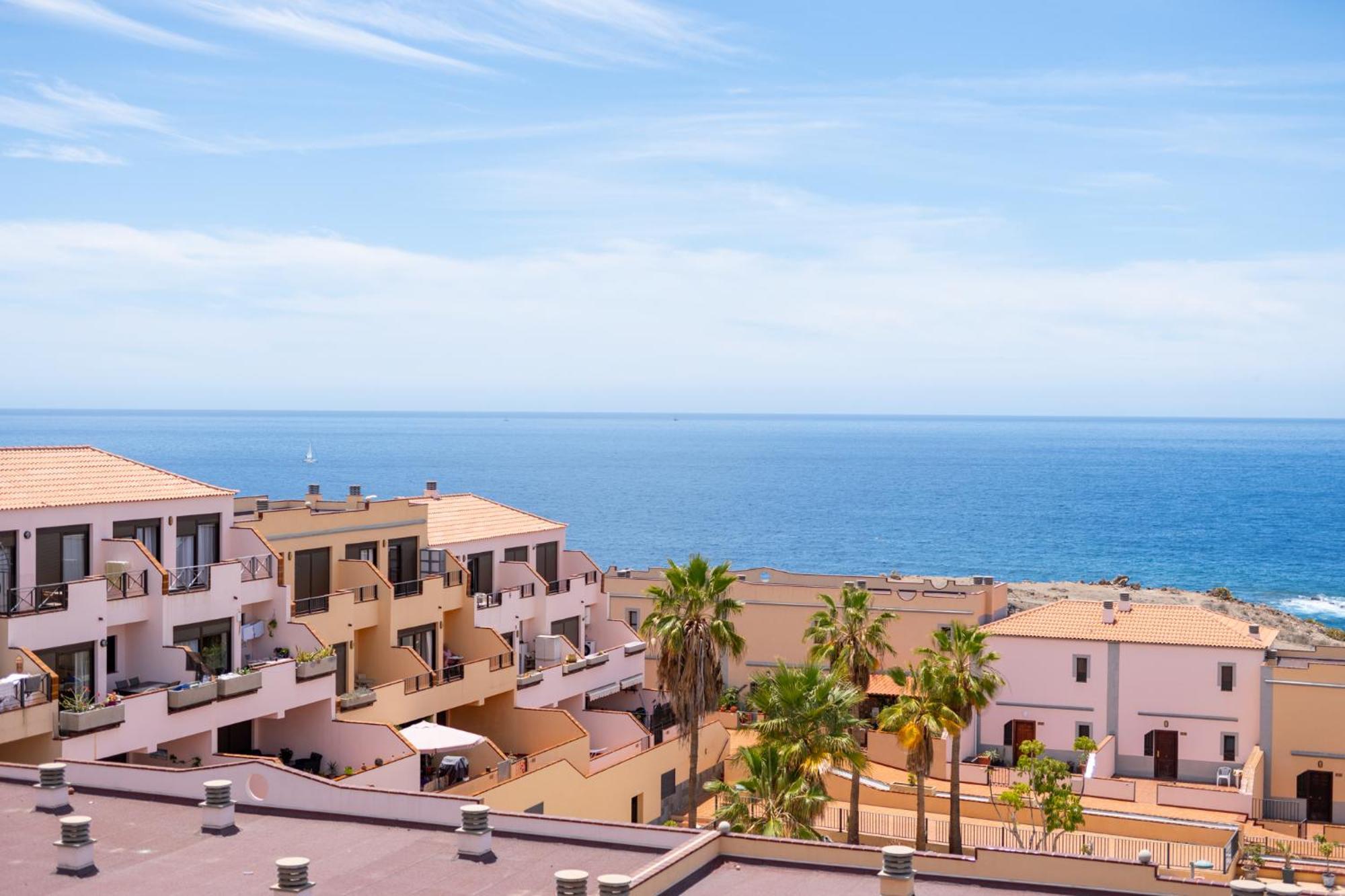 Callao Sunset Apartment, Sea View And Pool カジャオ・サルバヘ エクステリア 写真