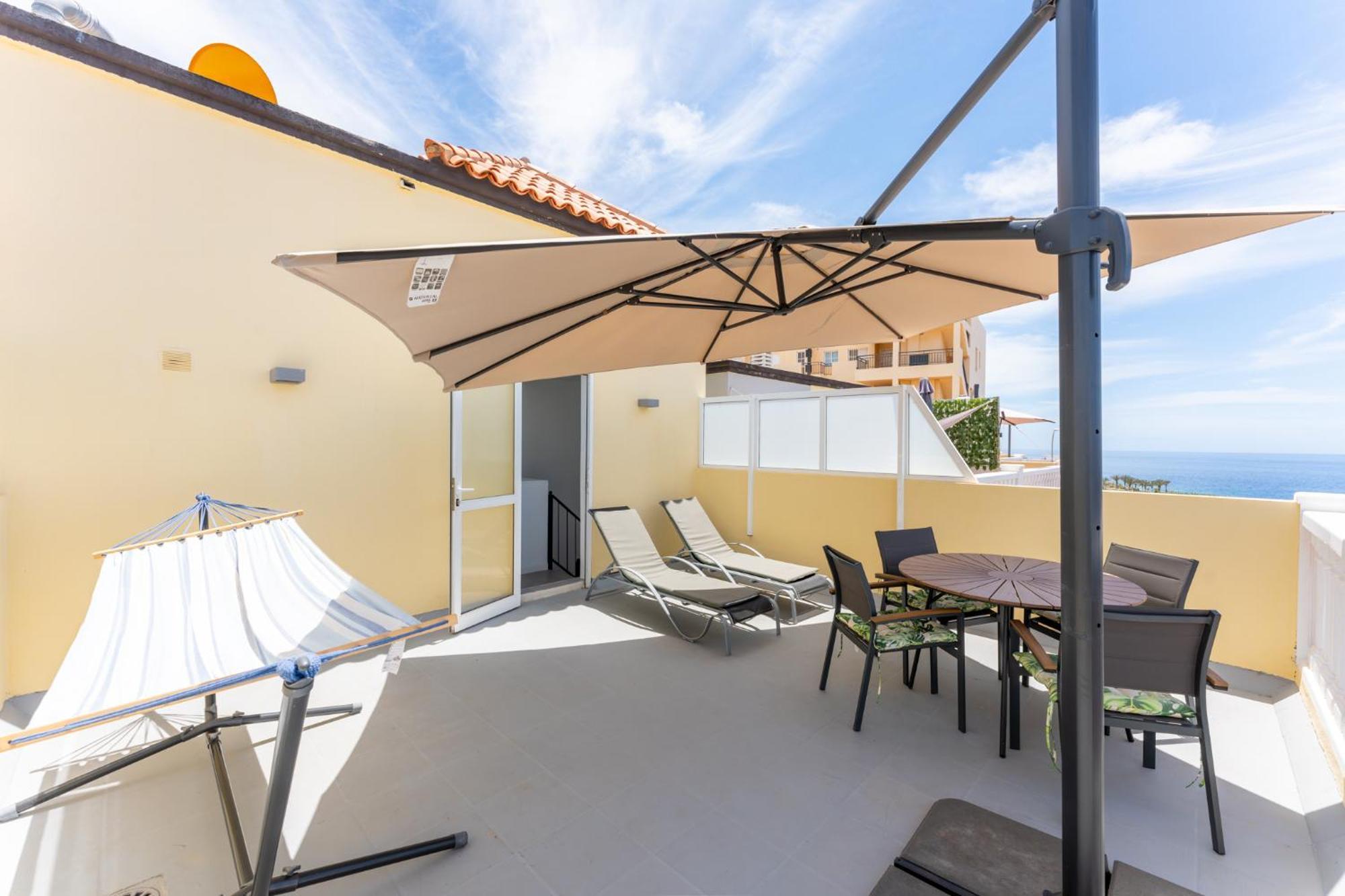 Callao Sunset Apartment, Sea View And Pool カジャオ・サルバヘ エクステリア 写真